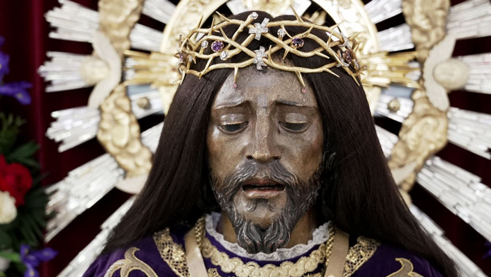 Primer plano del rostro de Jesús de Medinaceli